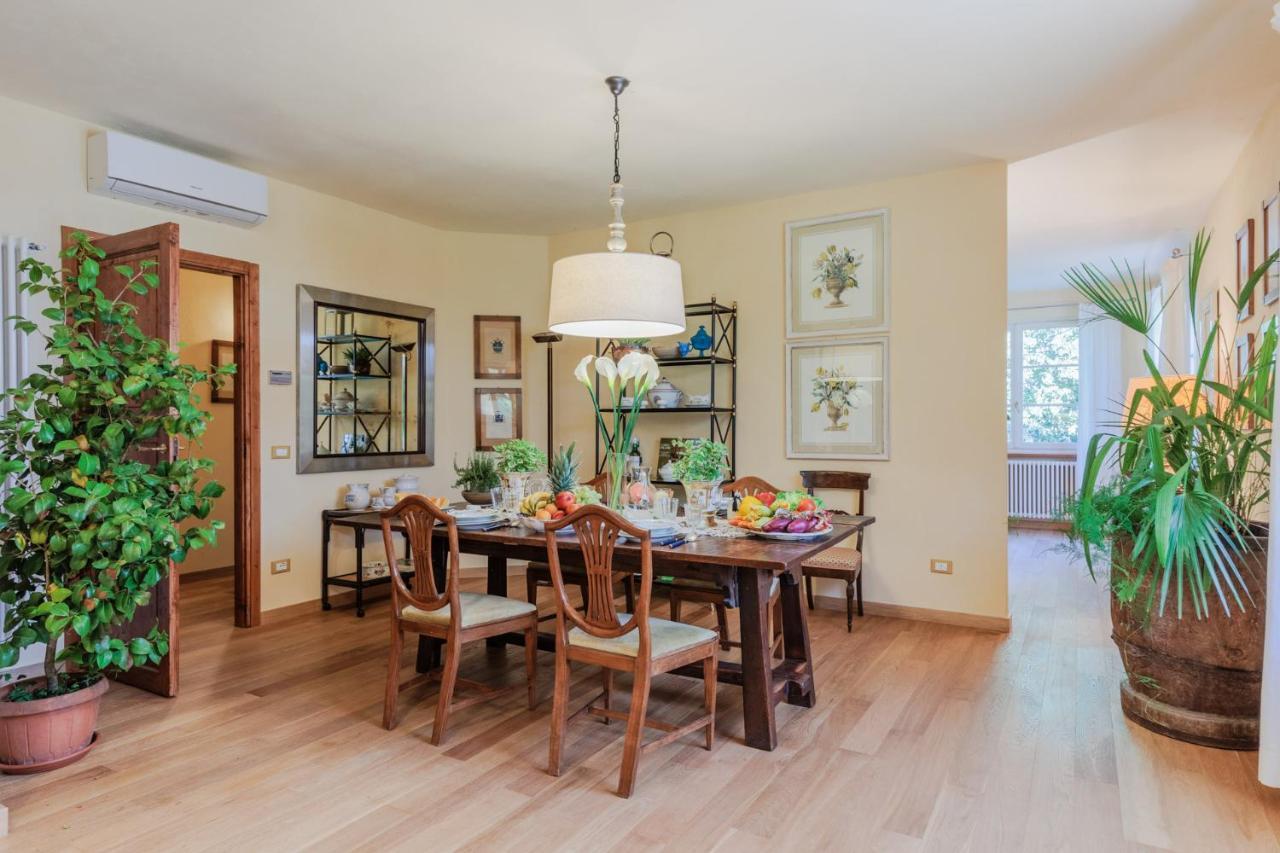 Villa Bassotta, A Charming Cottage ルッカ エクステリア 写真