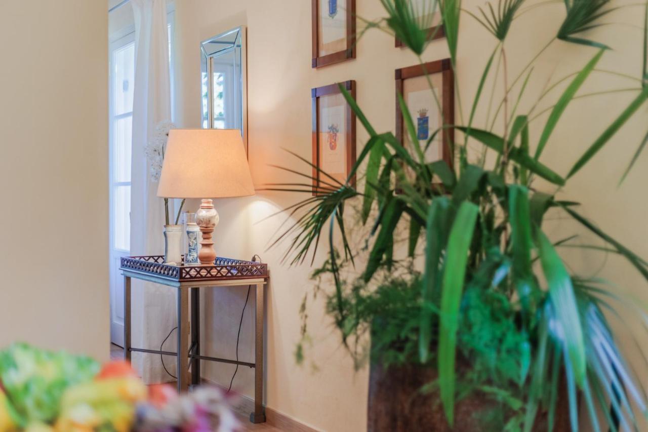 Villa Bassotta, A Charming Cottage ルッカ エクステリア 写真