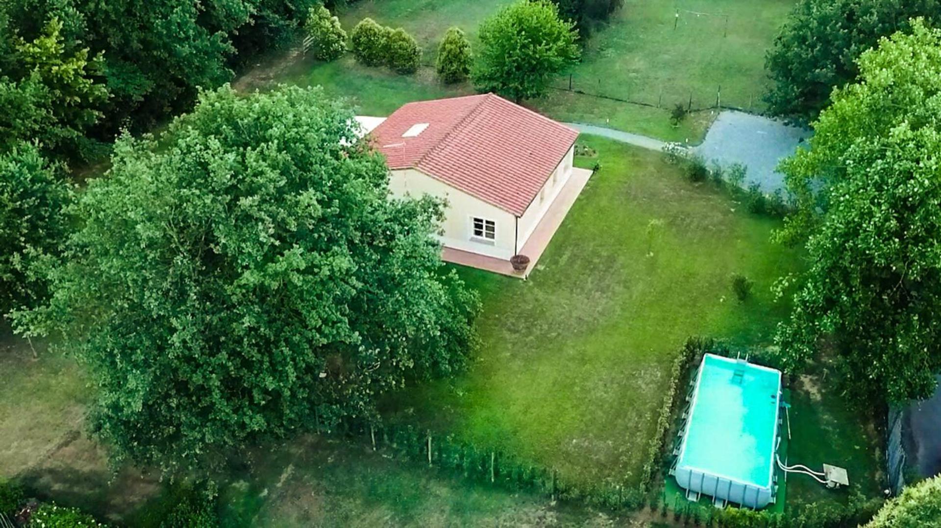 Villa Bassotta, A Charming Cottage ルッカ エクステリア 写真